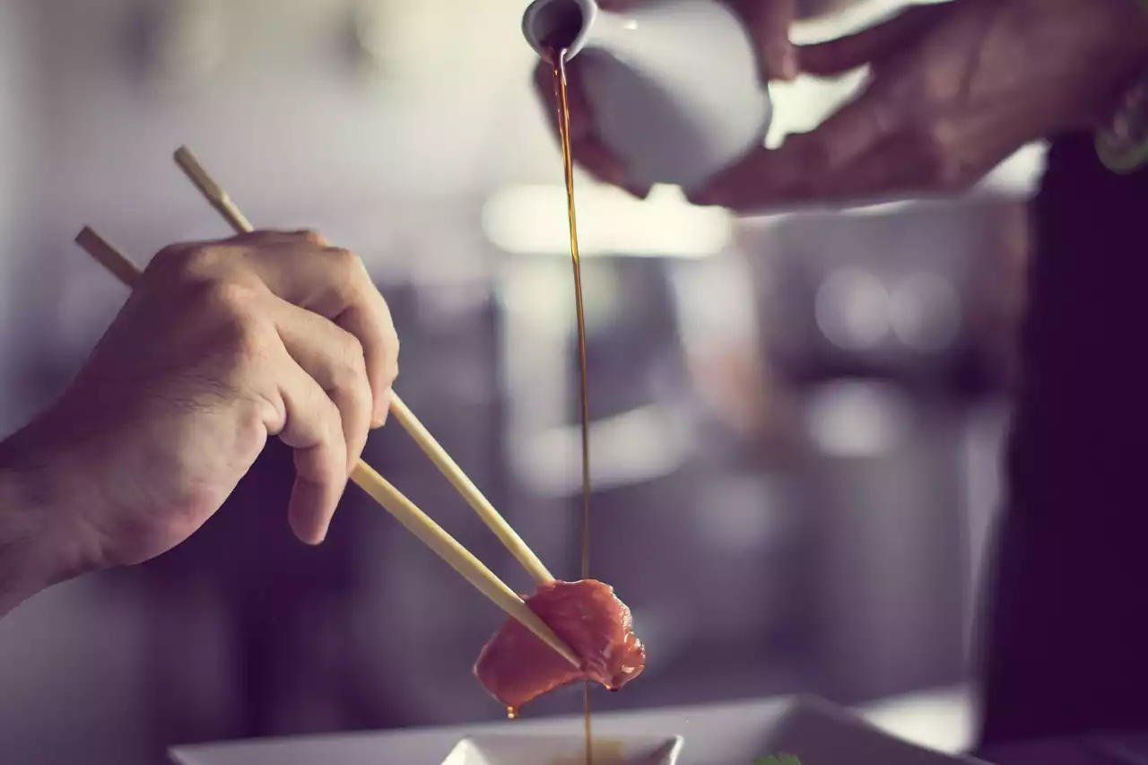 揭开鲜味的神秘面纱：日本料理的第五种味道